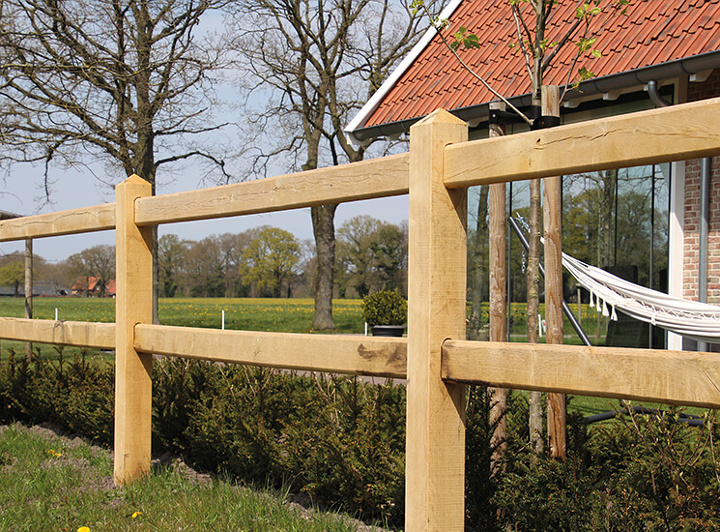 Stabilzaun aus Holz