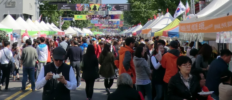 Stadtteilfest in Itaewon